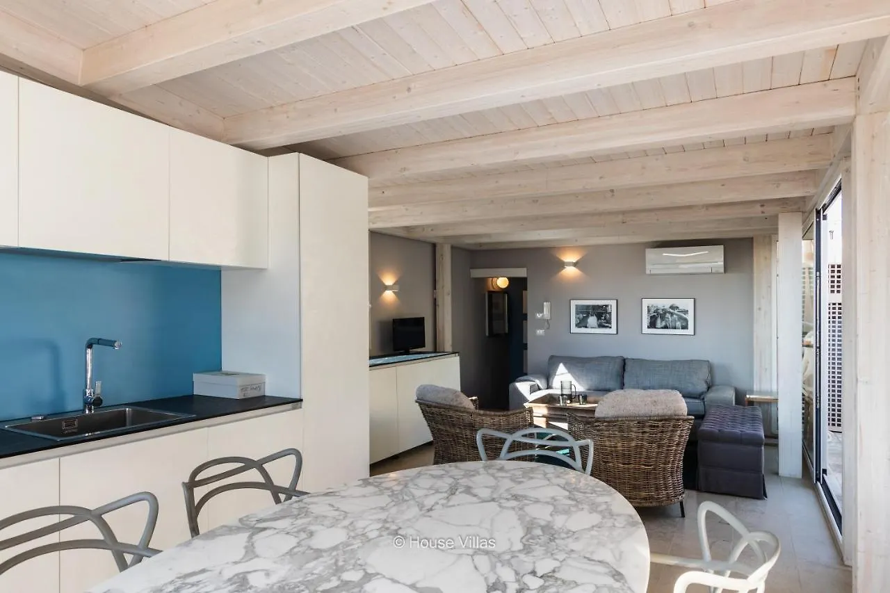 House&Villas - Terrazza Di Erika contacts